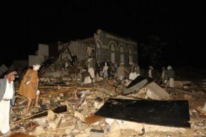 شاهد صورا لاخطر القادة الحوثيين الذين قتلهم الطيران السعودي جماعيا في مديرية ارحب