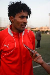 عمر الرداعي لاعب شعب صنعاء : قدمنا اداء لابأس به في الشوط الأول وفقدنا التركيز في الشوط الثاني لوهله فأنهار الفريق 